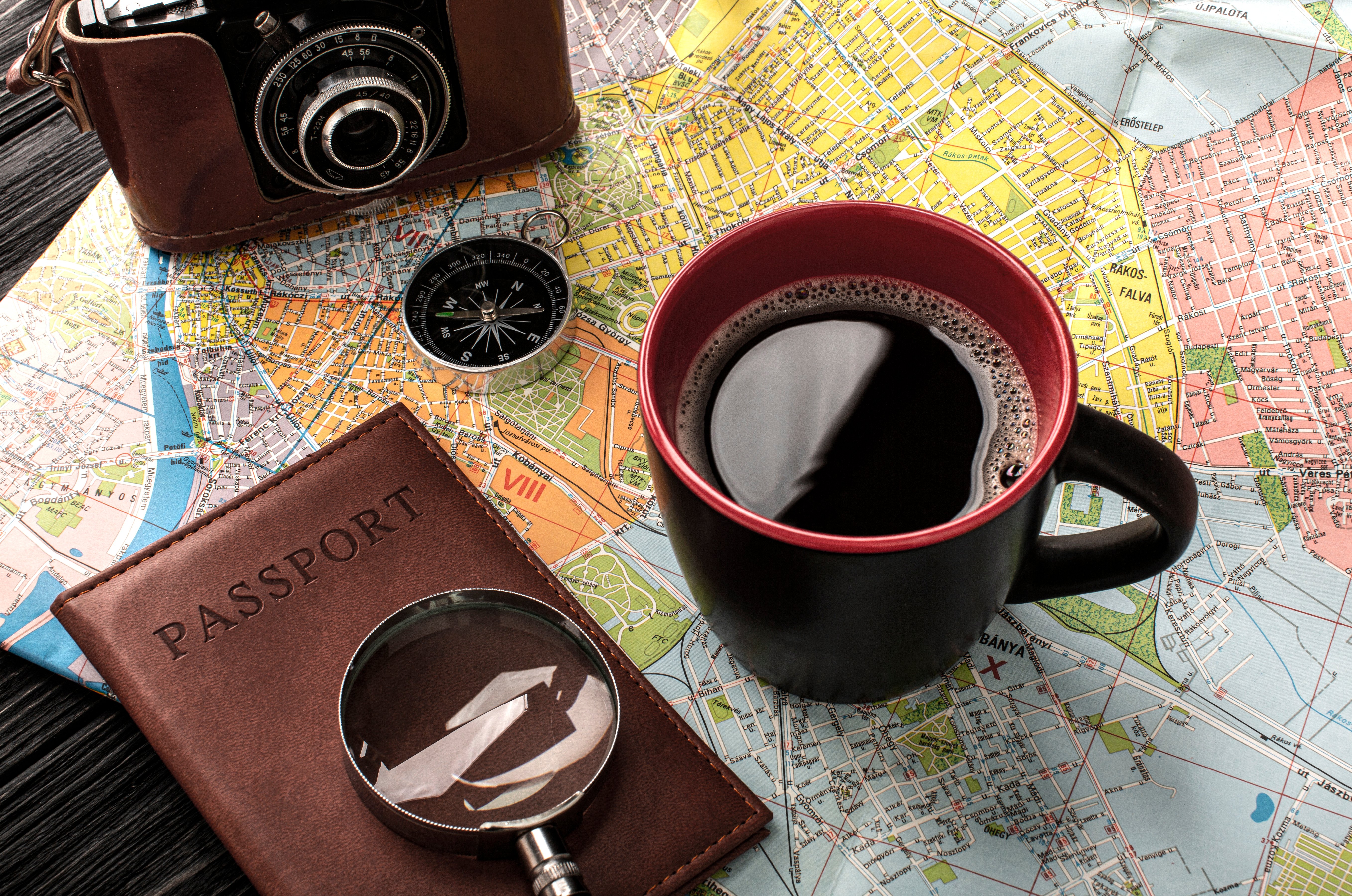 high-angle-travel-set-coffee-cup